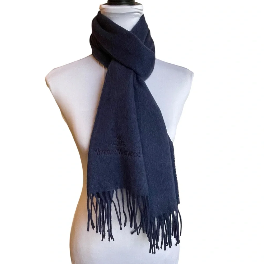 Vivienne Westwood 100% Cashmere Italian Fringe Scarf Orb Logo in Navy Blue - Picture 3 of 11